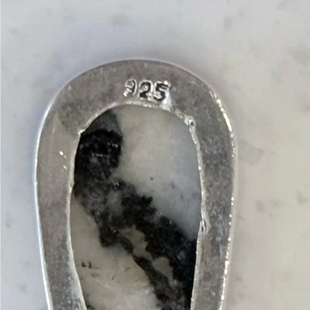 925 Sterling Silver White Buffalo Turquoise & Onyx Earrings - Picture 4 of 4